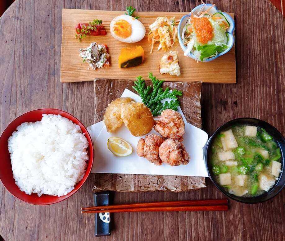 一番人気の里山まるごと定食